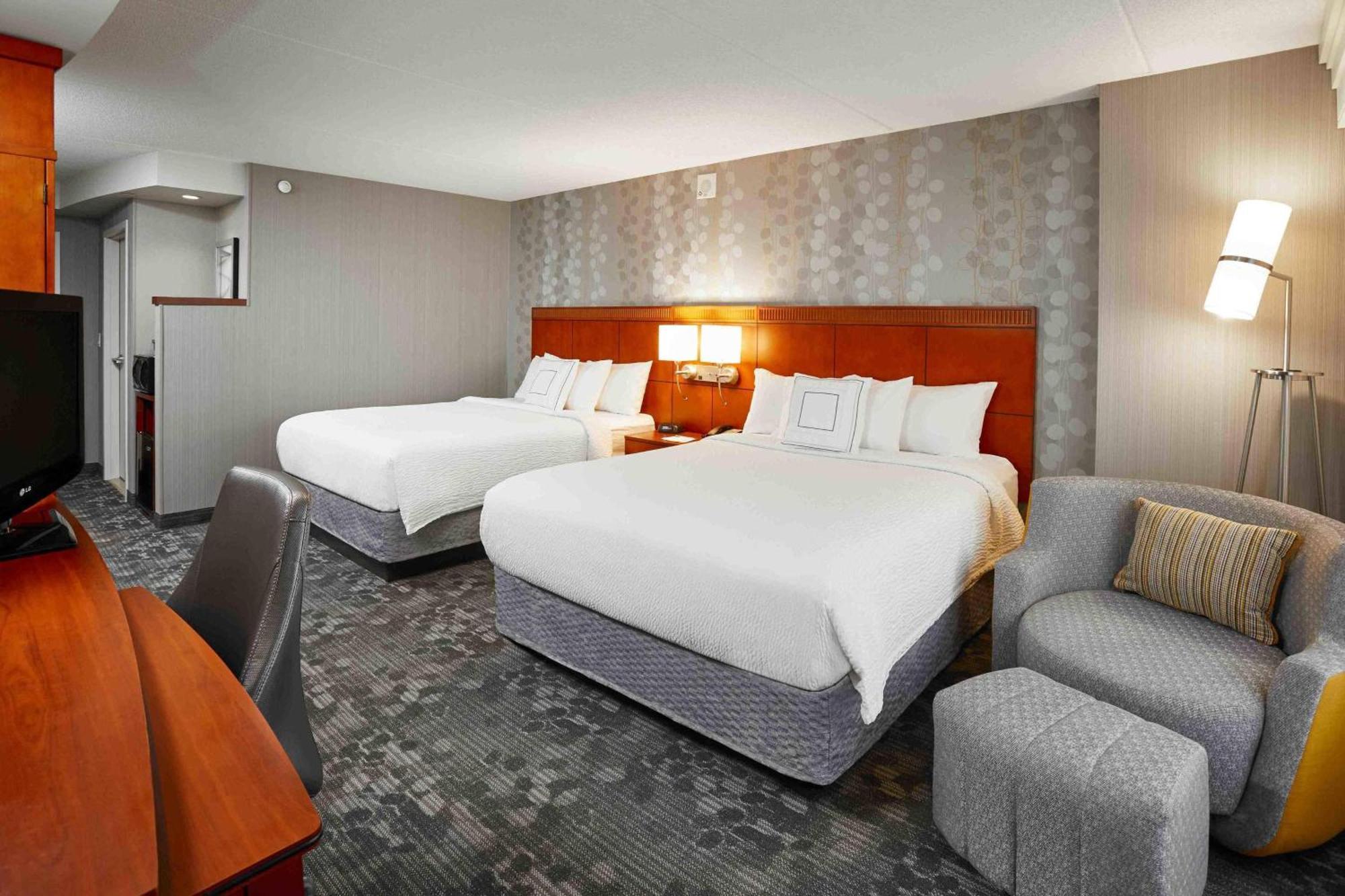 Courtyard By Marriott Toronto Brampton Otel Dış mekan fotoğraf