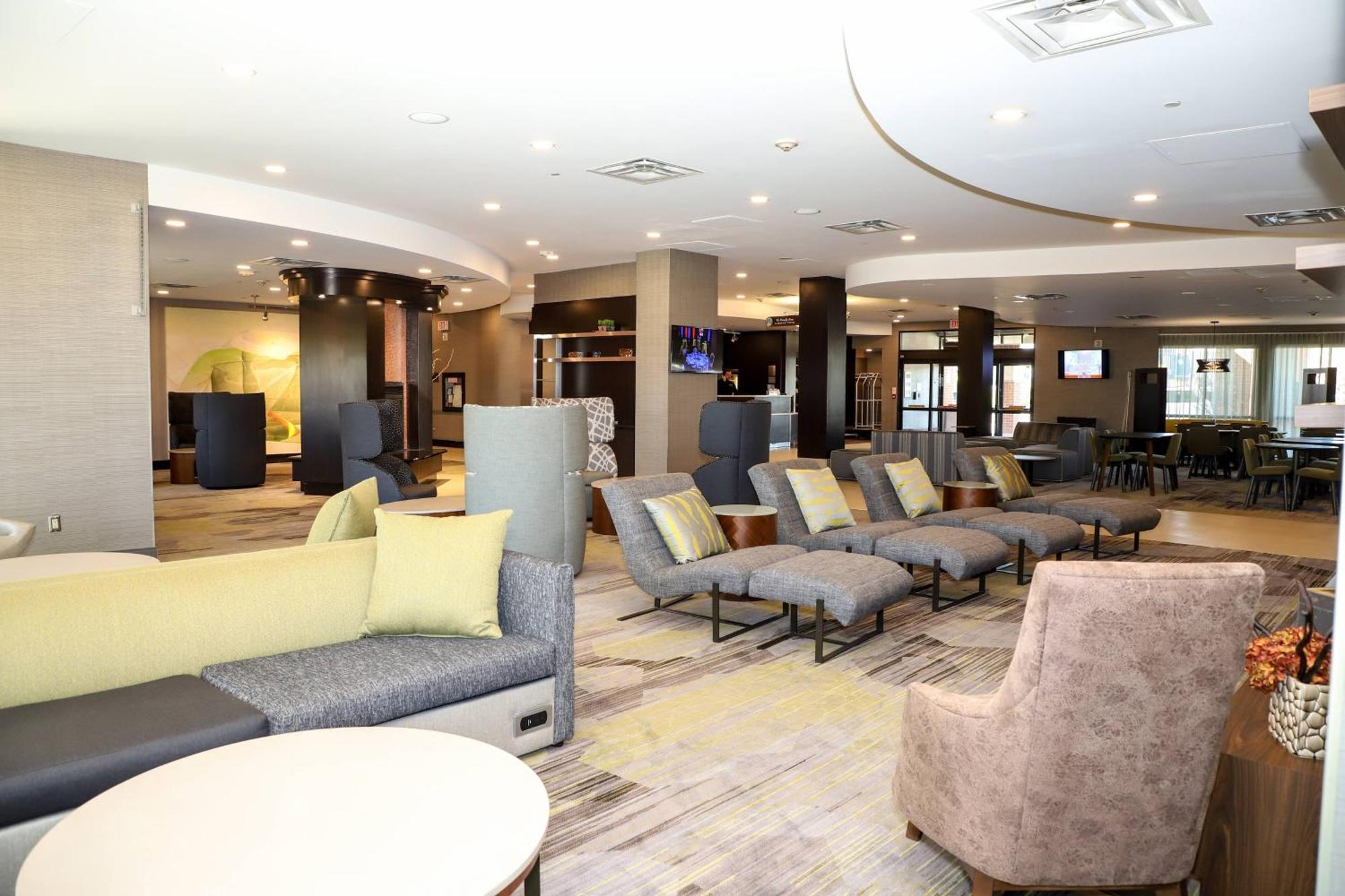 Courtyard By Marriott Toronto Brampton Otel Dış mekan fotoğraf